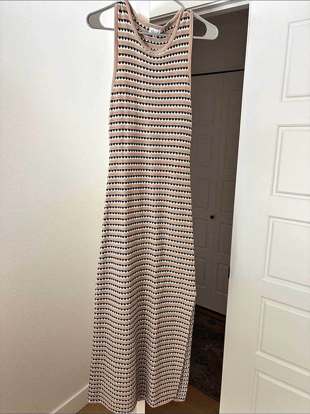 Le Lis Geometric Knit Maxi Dress Brown & Black Medium